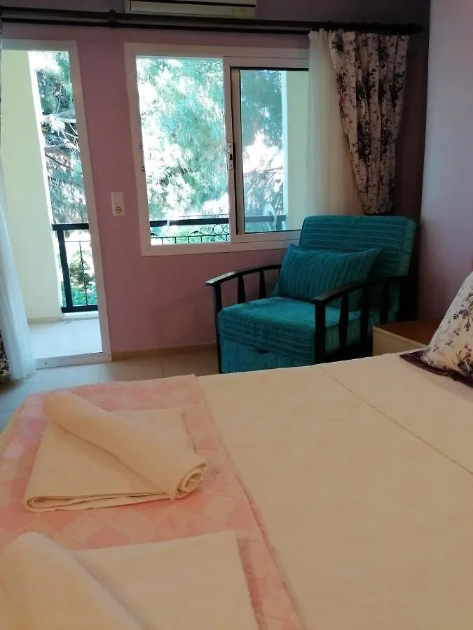 Maviev Otel Cesme 3*,