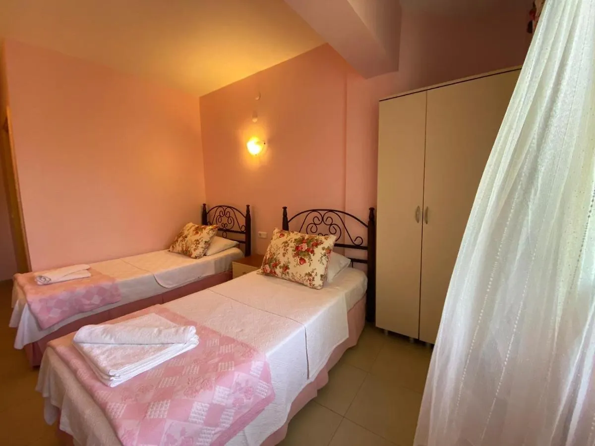 Hotel Maviev Otel Cesme