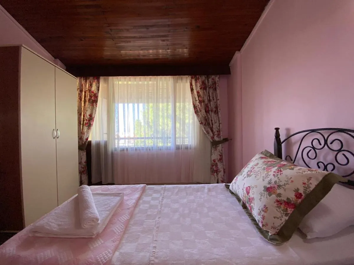 Hotel Maviev Otel Cesme
