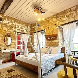 2* Otel Marissa Boutique